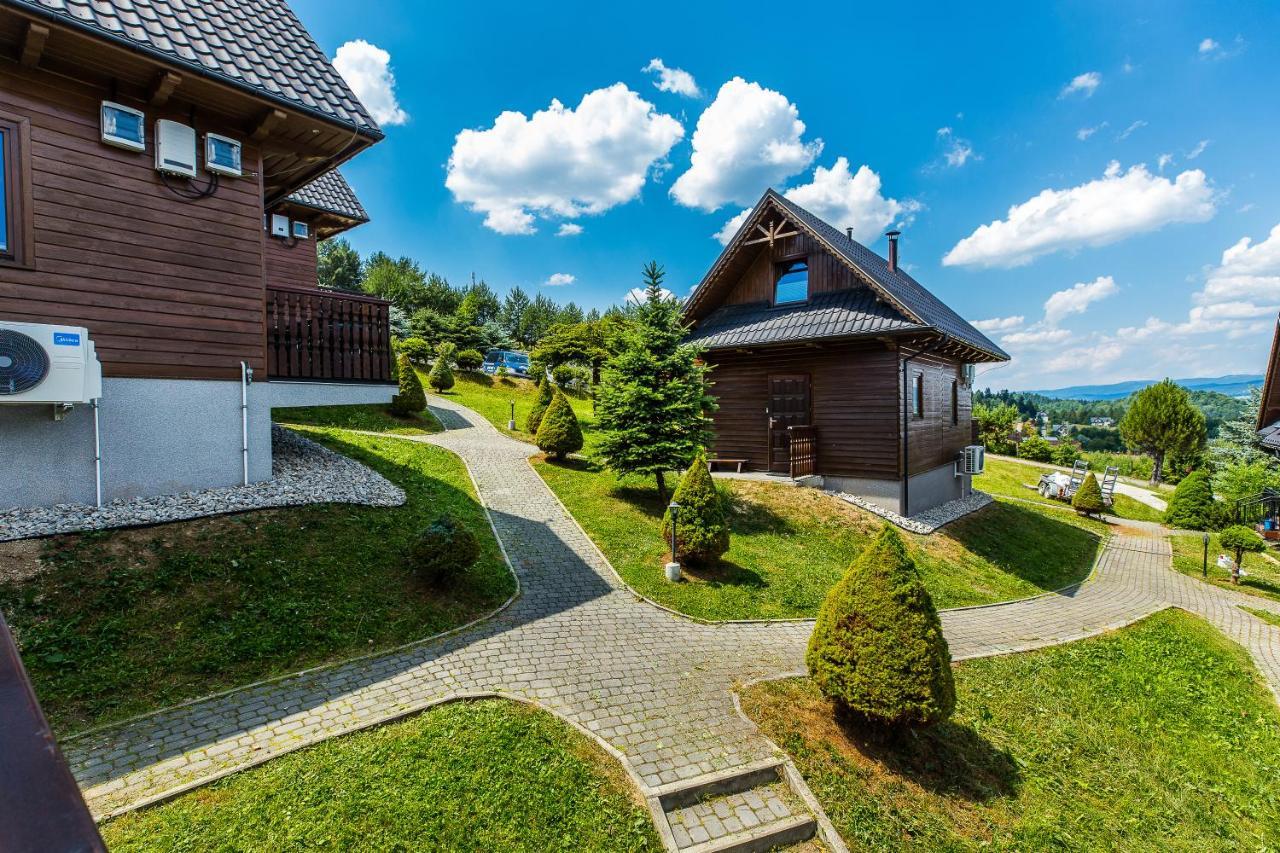 Mergen Bike & Ski Resort ニエジツァ・ザメク エクステリア 写真